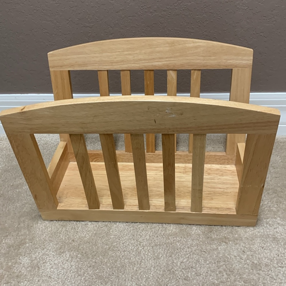 Wooden Magazine Rack - Picture 3 of 9